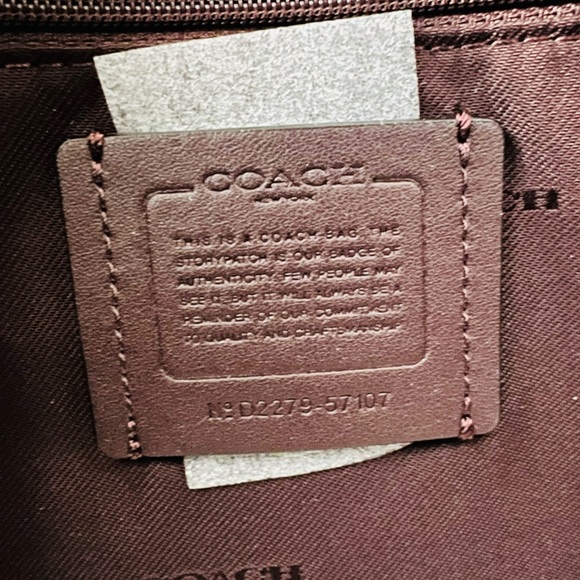 COACH Turnlock Chain Tote Bag Oxblood - Picture 10 of 13